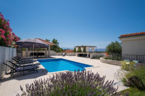 Pool House Edita - Happy Rentals